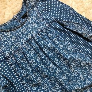 J.Crew•Patterned Top•Buttons